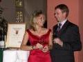 Pr�mierung und Auszeichnung der Weine: Peter Hohn mit Mittelrhein-Weinprinzessin Julia-Vanessa