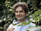 Stolzer Winzer: Hartmut Heintz<br />
<br />
Bildquelle: Weingut im Zwölberich