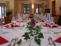 festlich gedeckter Tisch für eine Hochzeit festlich gedeckter Tisch für eine Hochzeit