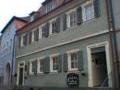 Mitten im fränkischen Weinland, liegt Dettelbach. In dieser vertäumten Altstadt liegt im Birklinger Hof unsere Weinkellerei. Mitten im fränkischen Weinland, liegt Dettelbach. In dieser vertäumten Altstadt liegt im Birklinger Hof unsere Weinkellerei.