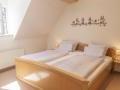 FeWo Schlafzimmer im Ferienweingut